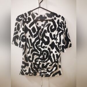 Reitmans short sleeved top animal print